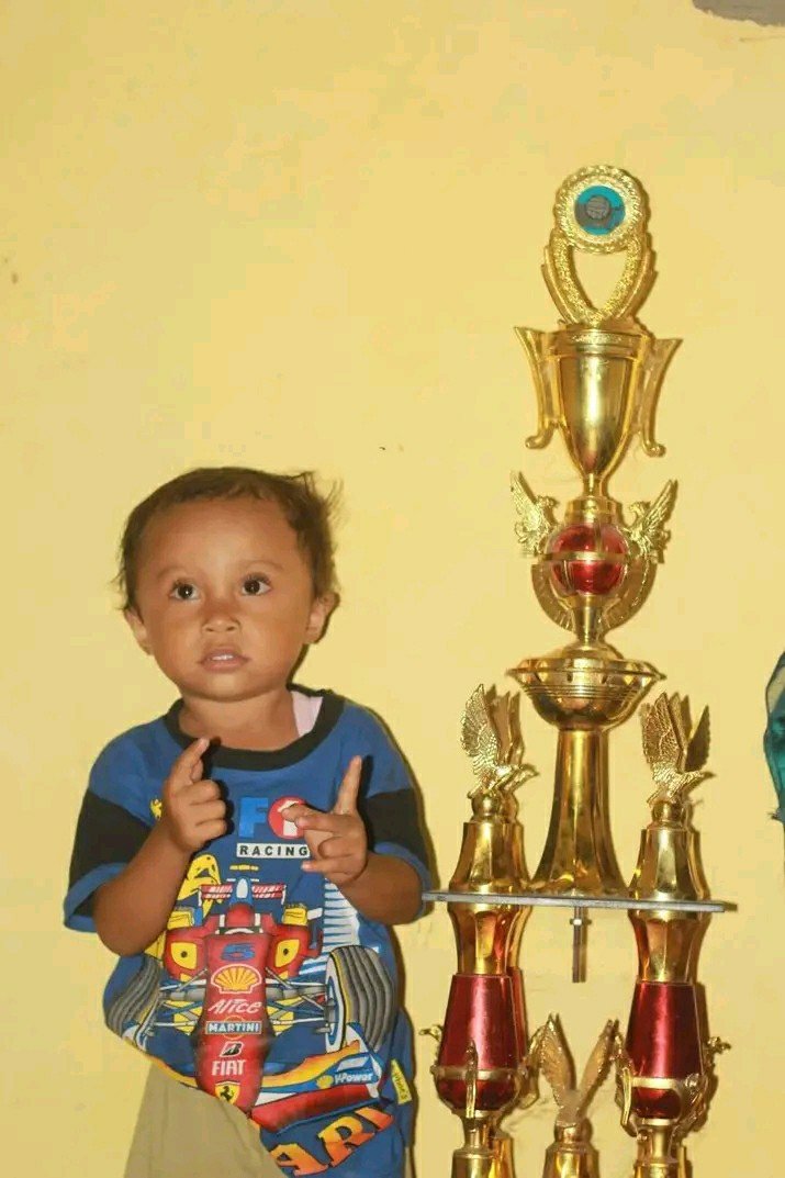 Foto Masa Kecil Romario